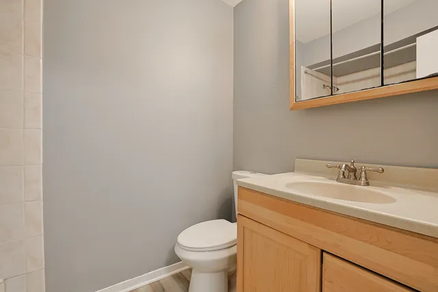 $219,900 | 1111 Pleasant Run Drive, Unit 911, Wheeling, IL 60090