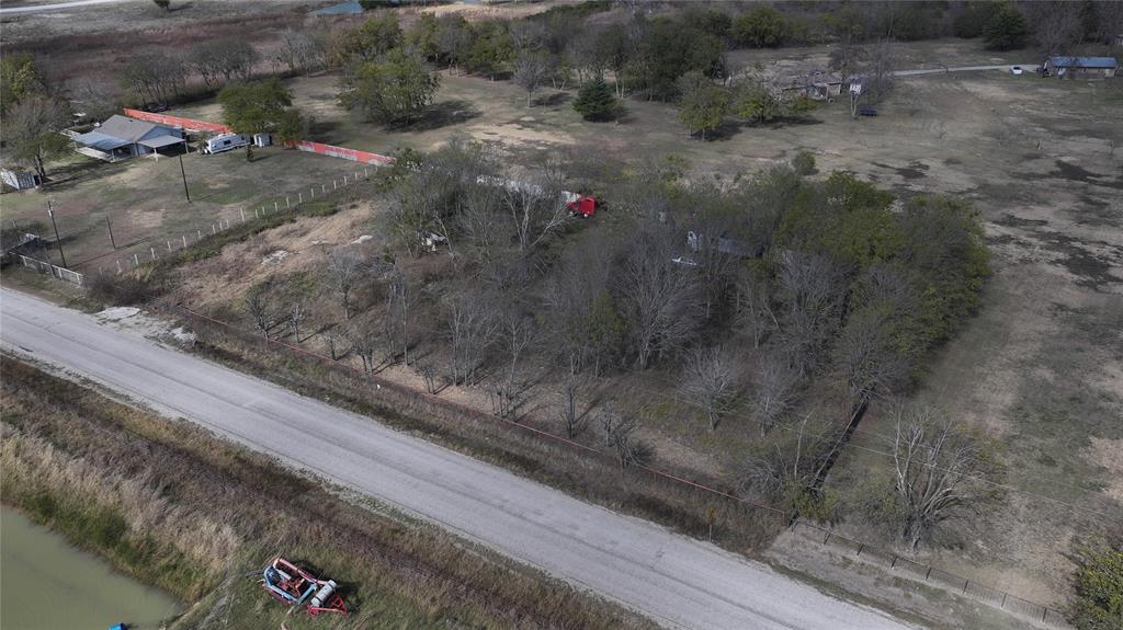 5601 Bilindsay Road Seagoville, TX 75159 - Photo 2 of 12 a view of a dry yard