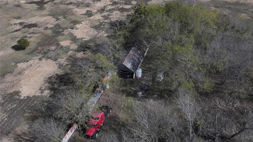 5601 Bilindsay Road Seagoville, TX 75159 - Photo 5 of 12 a view of a dry yard