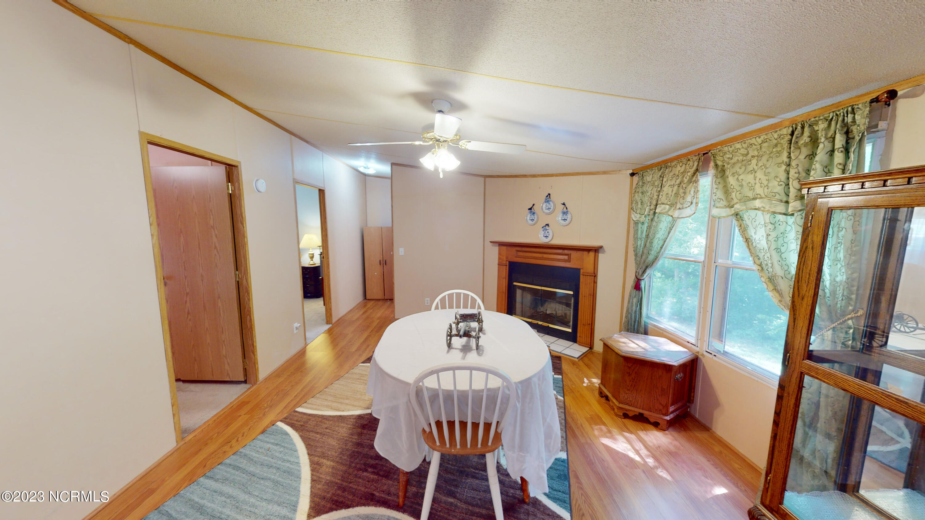 1237 Roffler Street Garner, NC 27529 - Photo 13 of 36 1237-Roffler-St-08082023_154104
