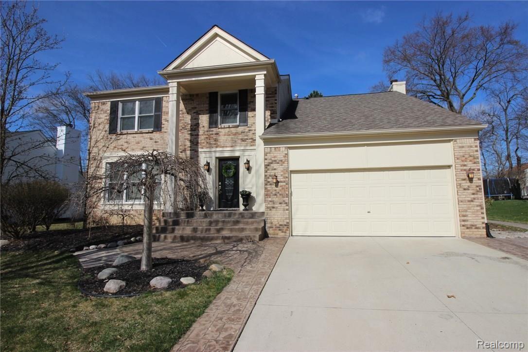 775 Whitney Drive Rochester, MI 48307 - Photo 1 of 25 IMG_1675.JPG