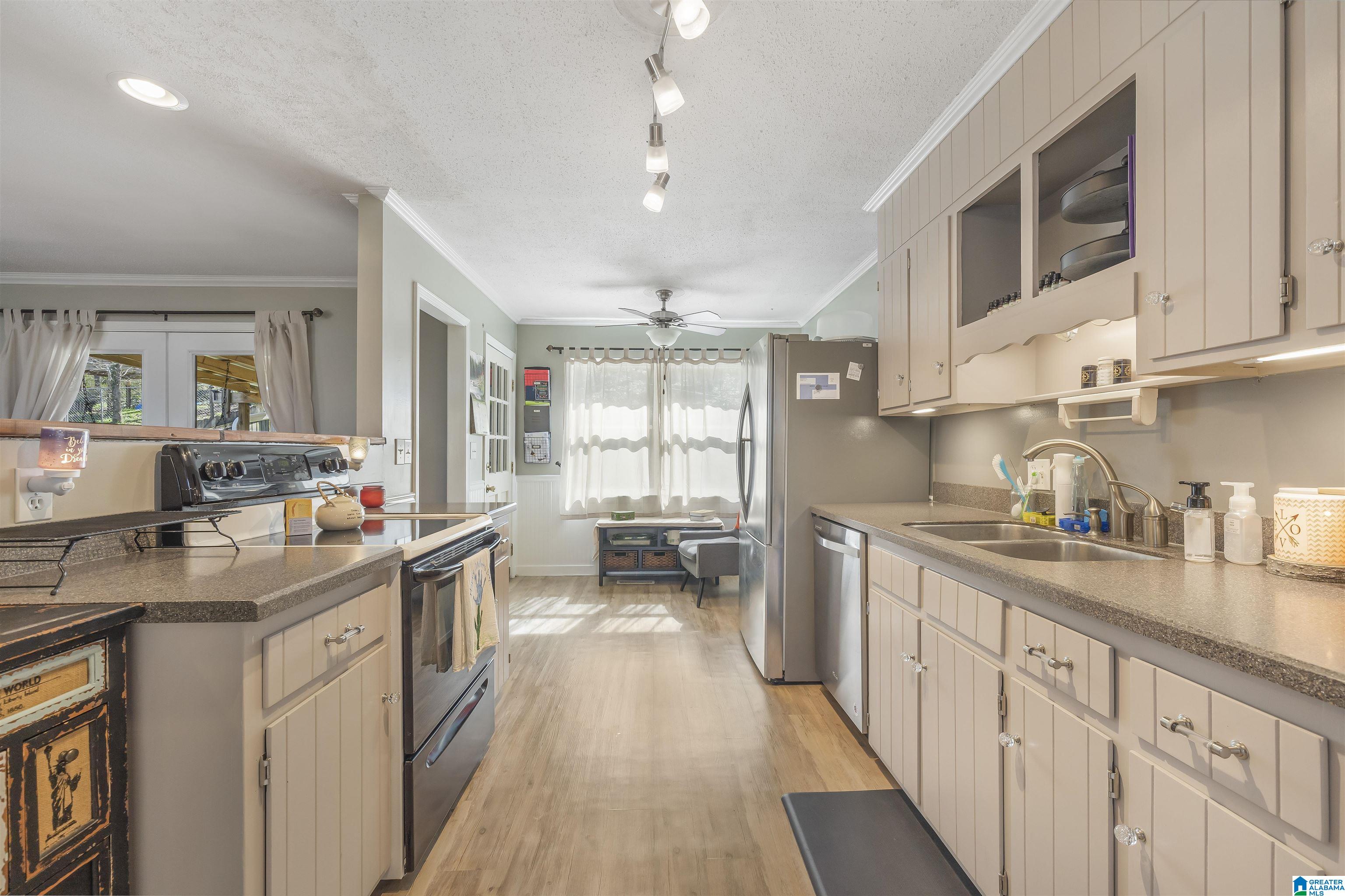 1333 Old Boston Road Alabaster, AL 35007 - Photo 7 of 34