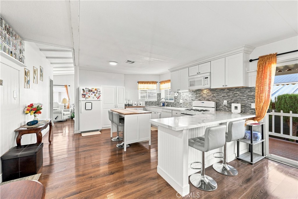 23301 Ridge Rte Drive, Unit 179 Laguna Hills, CA 92653 - Photo 9 of 30 Gallery Image 9