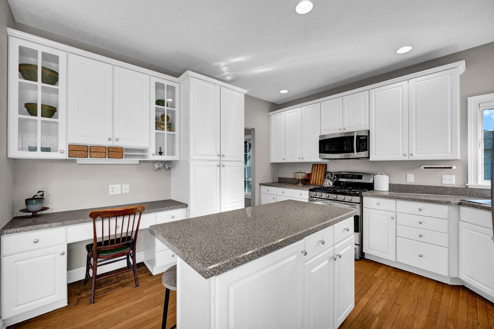 2106 Foxtail Road Bloomington, IL 61704 - Photo 13 of 61