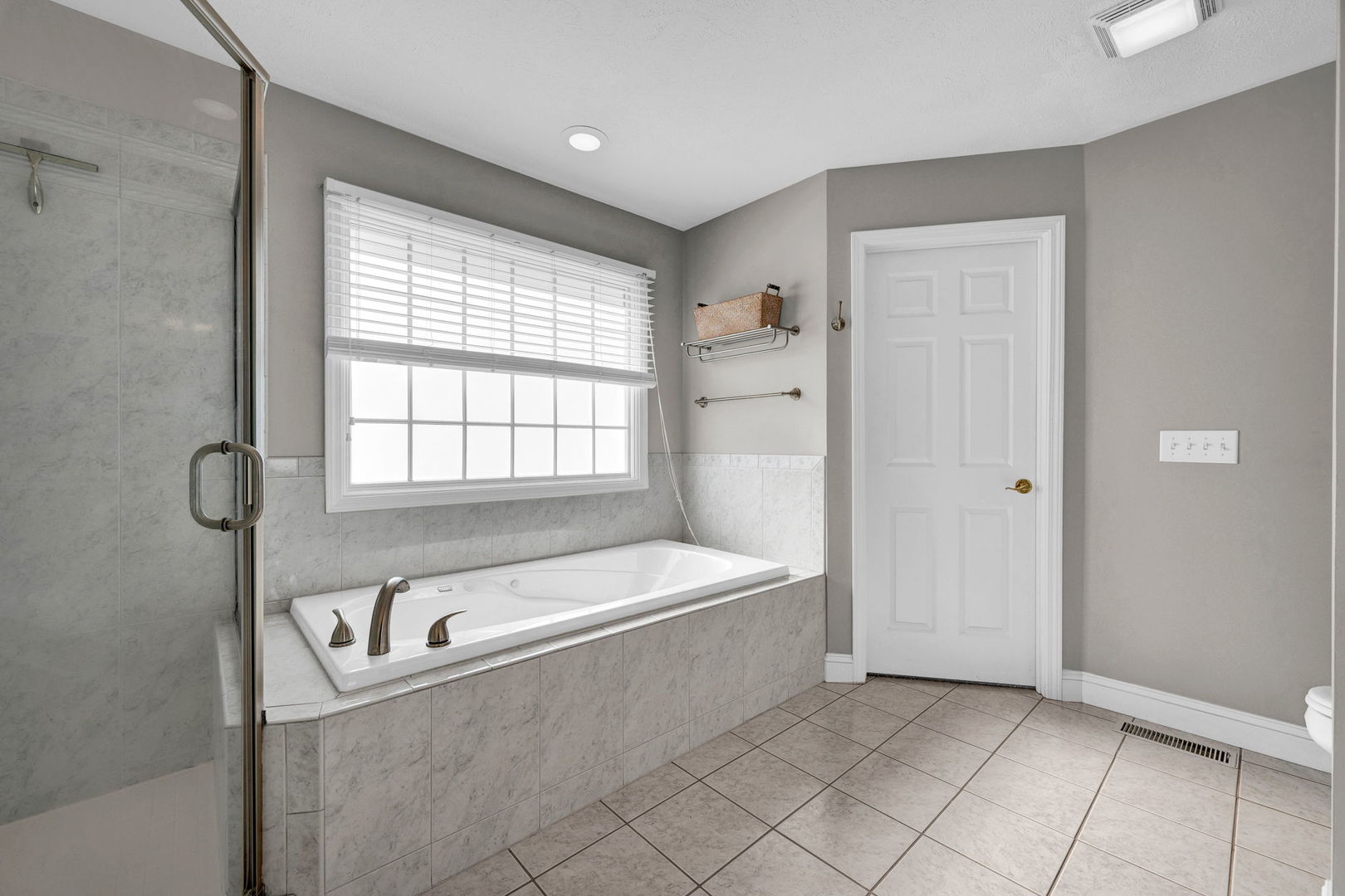 2106 Foxtail Road Bloomington, IL 61704 - Photo 30 of 61