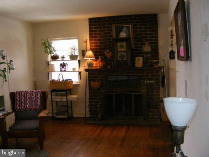 108 Colora School Road Colora, MD 21917 - Photo 10 of 17 Living Room