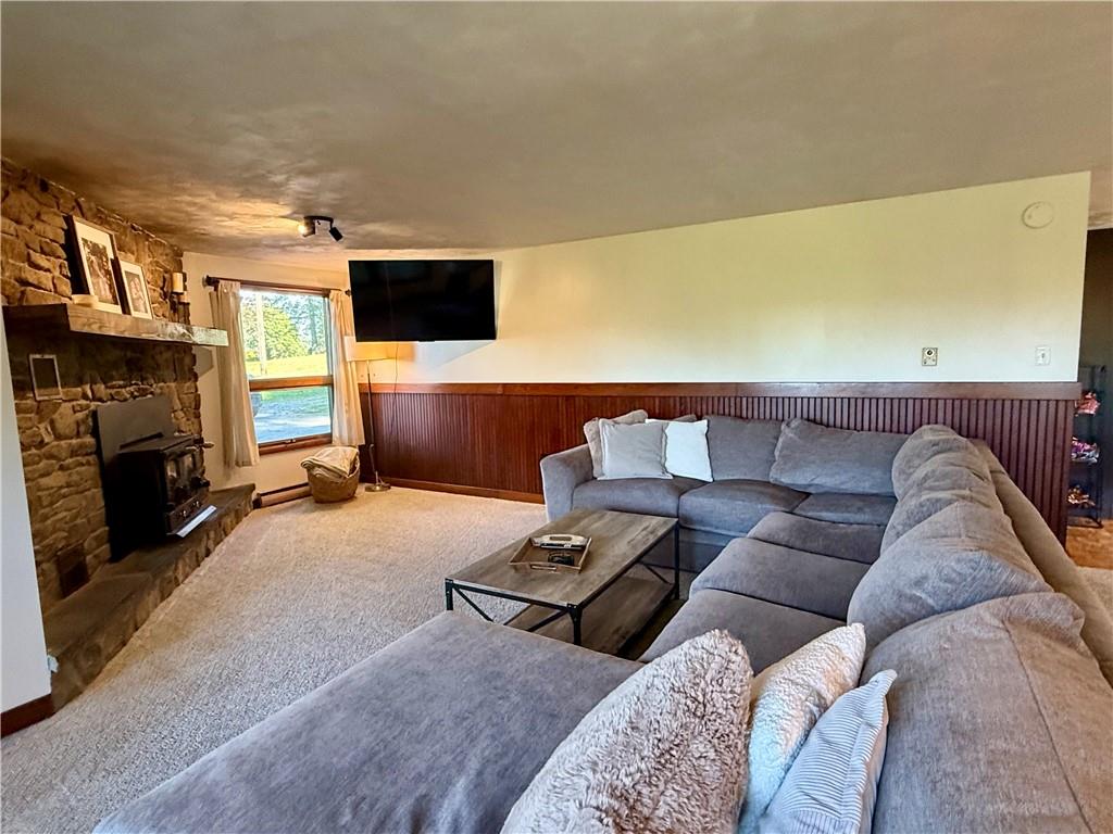 663 Ann Roberts Road Ligonier, PA 15658 - Photo 7 of 36 Gallery Image 7