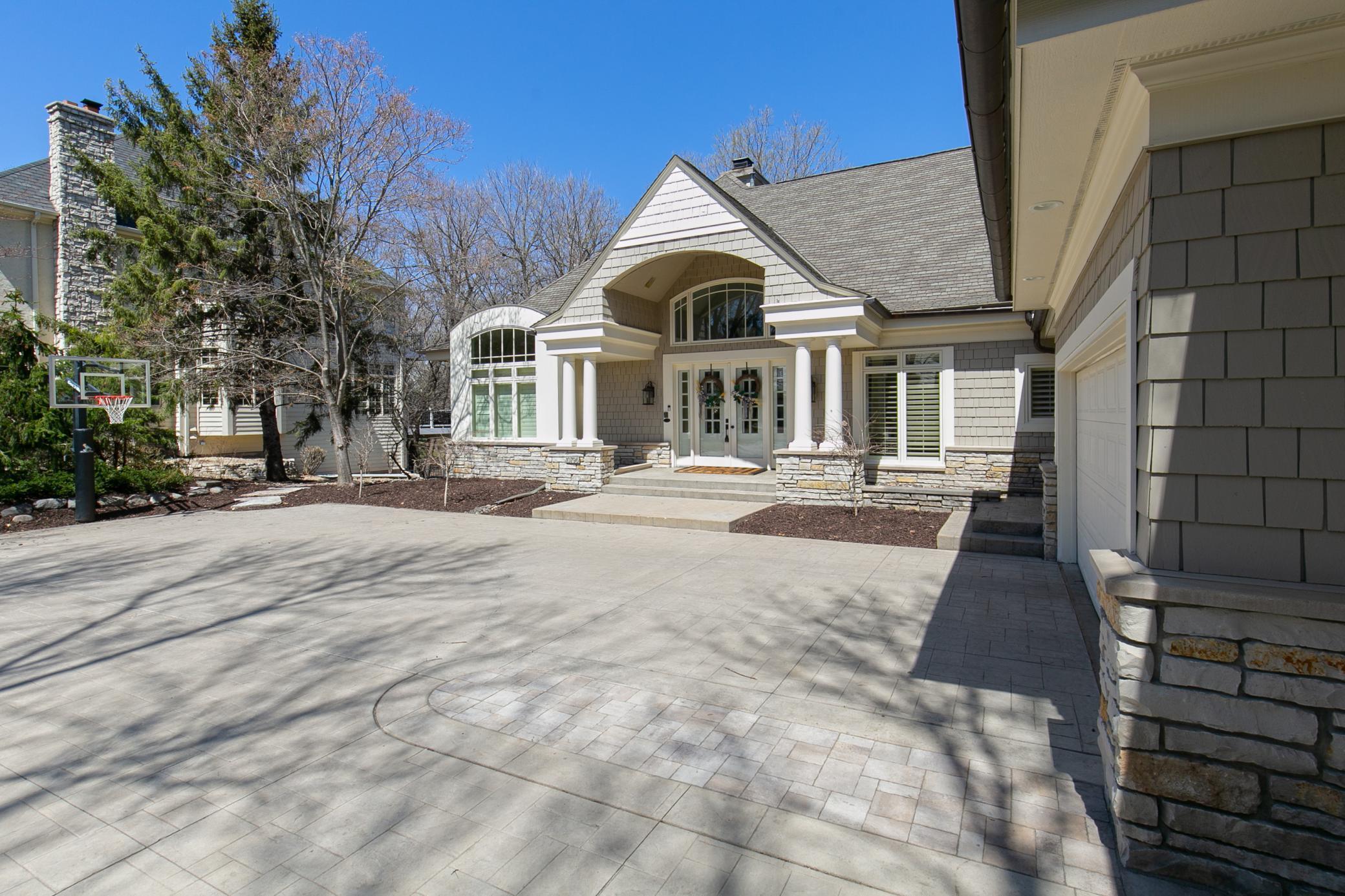 10796 Purdey Road Eden Prairie, MN 55347 - Photo 5 of 57