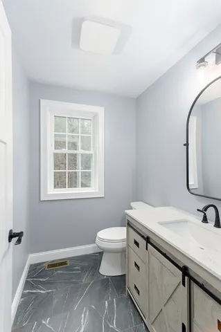 $599,900 | 76 North Brookfield Road, New Braintree, MA 01531