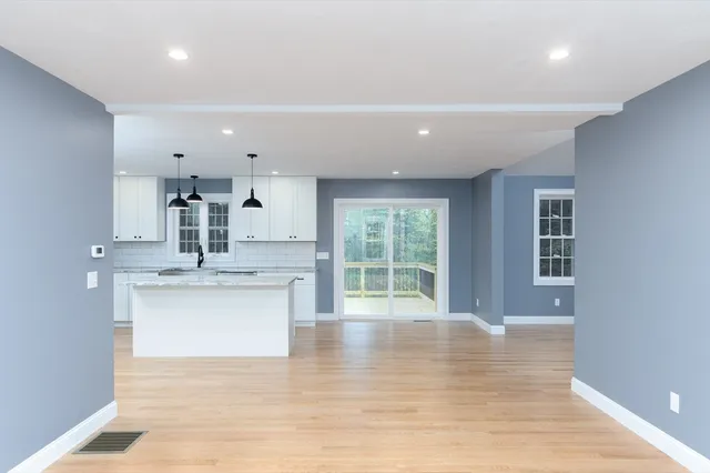 $599,900 | 76 North Brookfield Road, New Braintree, MA 01531