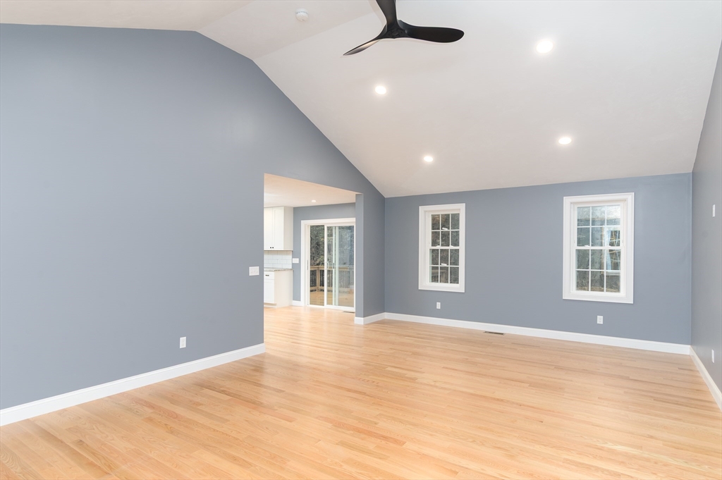 76 North Brookfield Road New Braintree, MA 01531 - Photo 7 of 27