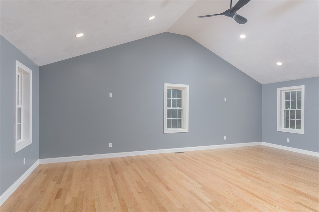 76 North Brookfield Road New Braintree, MA 01531 - Photo 8 of 27