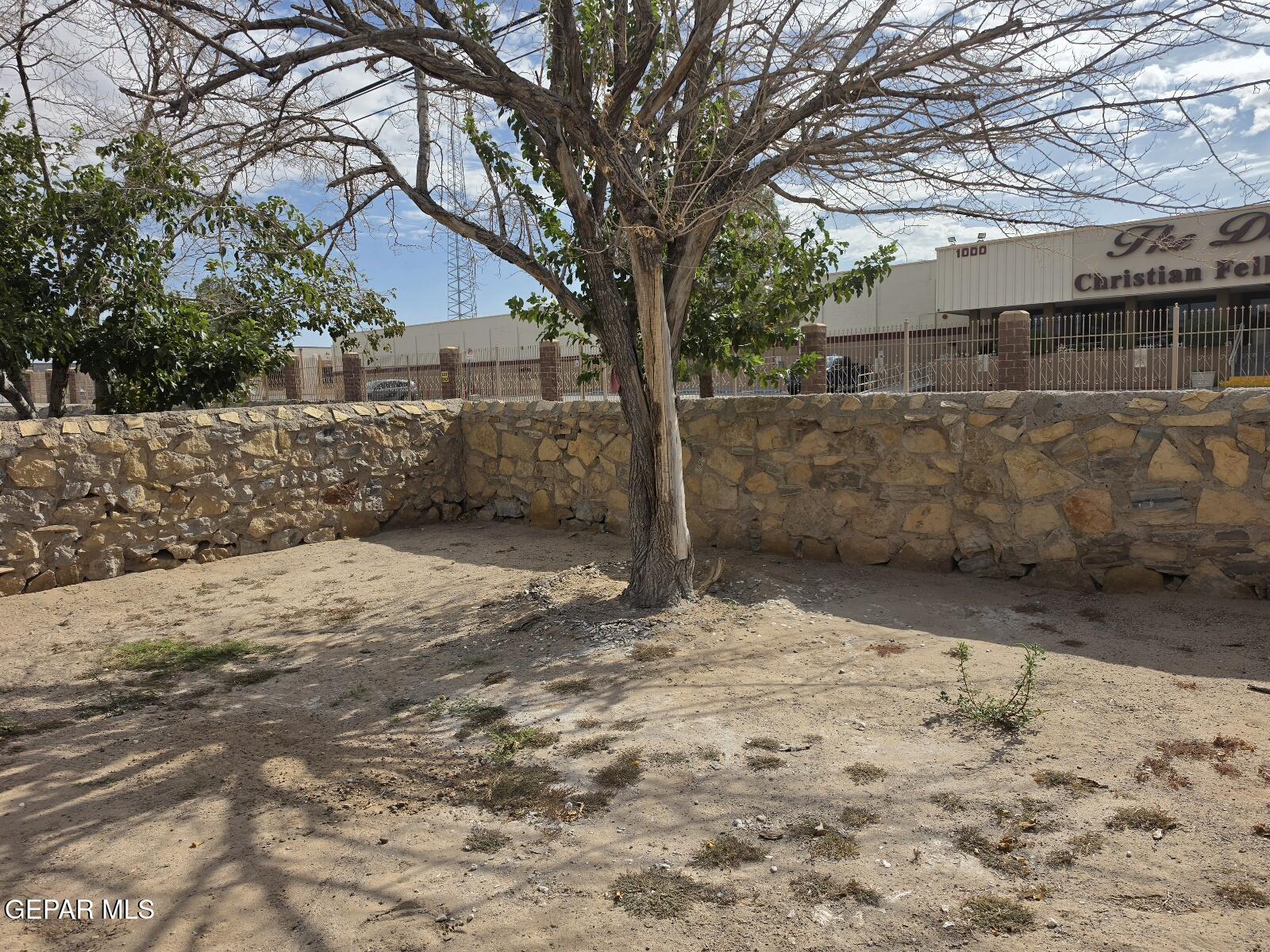 944 Montera Road El Paso, TX 79907 - Photo 21 of 21 20260903_100443