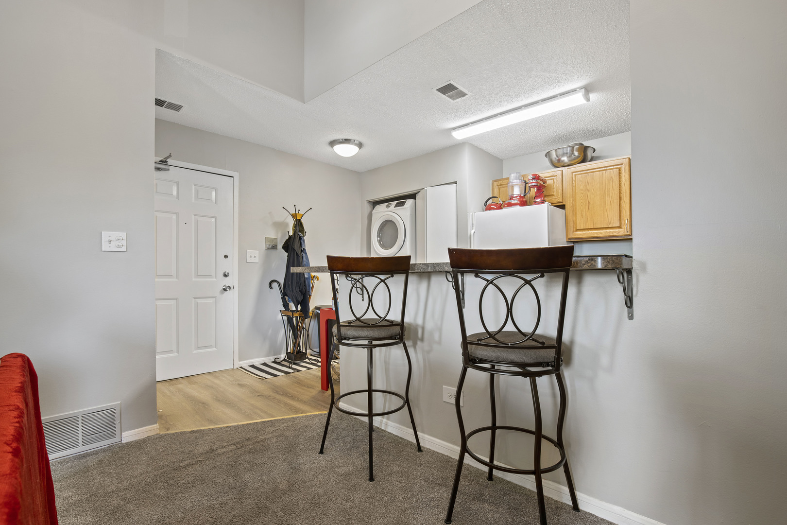1975 North Hicks Road, Unit 207 Palatine, IL 60074 - Photo 6 of 12