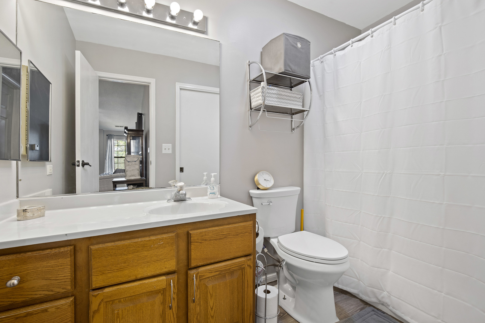 1975 North Hicks Road, Unit 207 Palatine, IL 60074 - Photo 10 of 12