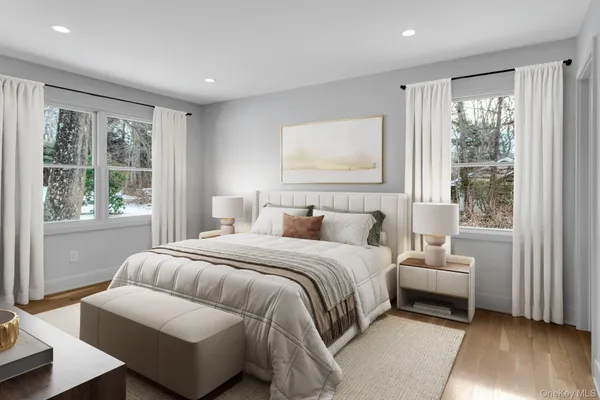 $2,800,000 | 4 Northwood Court, Woodbury, NY 11797