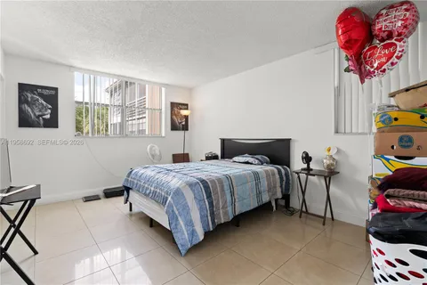 $185,000 | 1800 Southwest 81st Avenue, Unit 1309, North Lauderdale, FL 33068