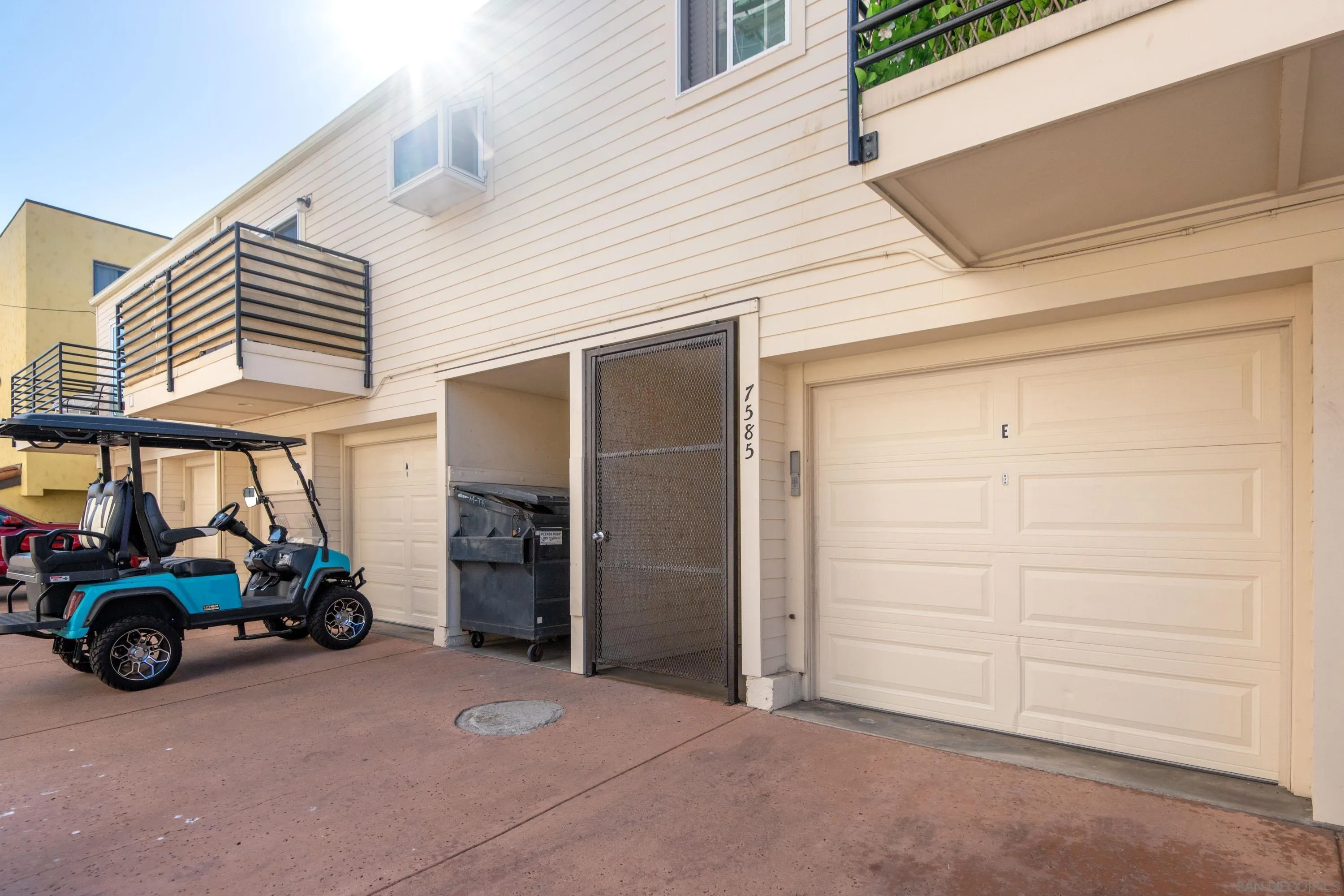 7585 Eads Avenue, Unit E La Jolla, CA 92037 - Photo 27 of 39 a car parked in front of house