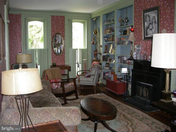 5528 Mountville Road Adamstown, MD 21710 - Photo 11 of 30 Library