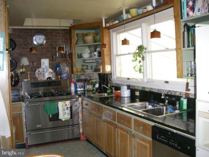 5528 Mountville Road Adamstown, MD 21710 - Photo 21 of 30 Kitchen