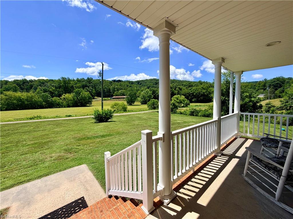 198 Captain Day Road Ronda, NC 28670 - Photo 5 of 28