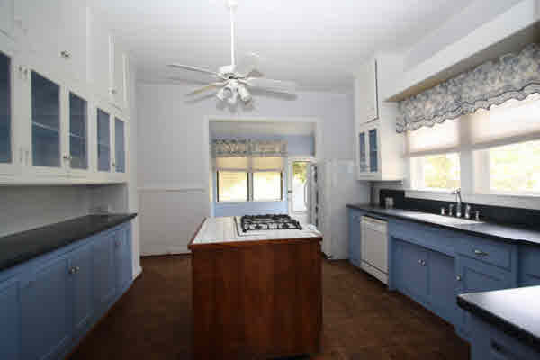 83-5760 Napoopoo Road Captain Cook, HI 96704 - Photo 3 of 18 Gallery Image 3