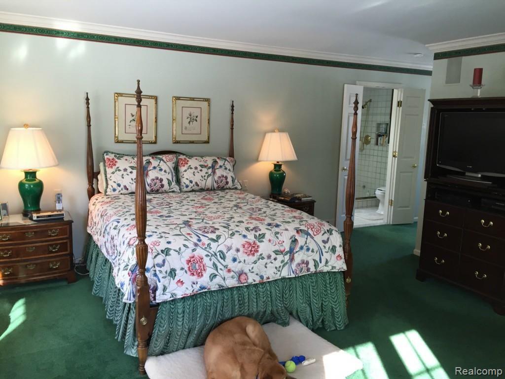 1003 Bishop Road Grosse Pointe, MI 48230 - Photo 22 of 40 Master bedroom 3.jpg