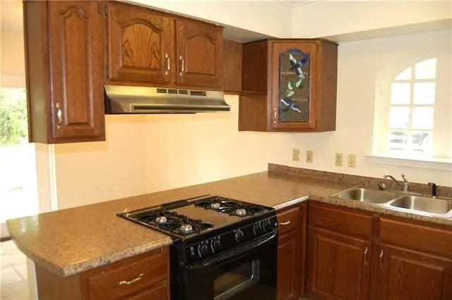 $1,600 | 304 West 15th Avenue, Covington, LA 70433