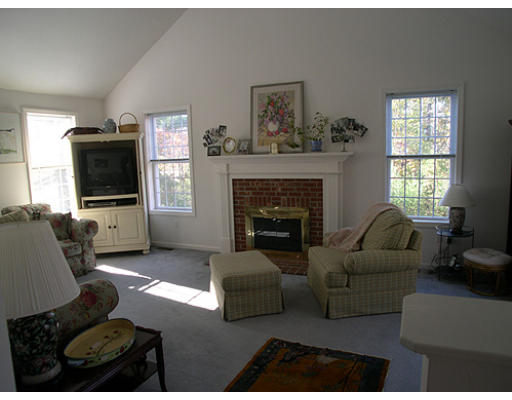 22 North End Road Townsend, MA 01469 - Photo 4 of 6 Gallery Image 4