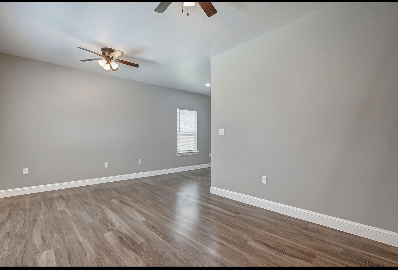 2402 Spence Street, Unit A Houston, TX 77093 - Photo 3 of 14