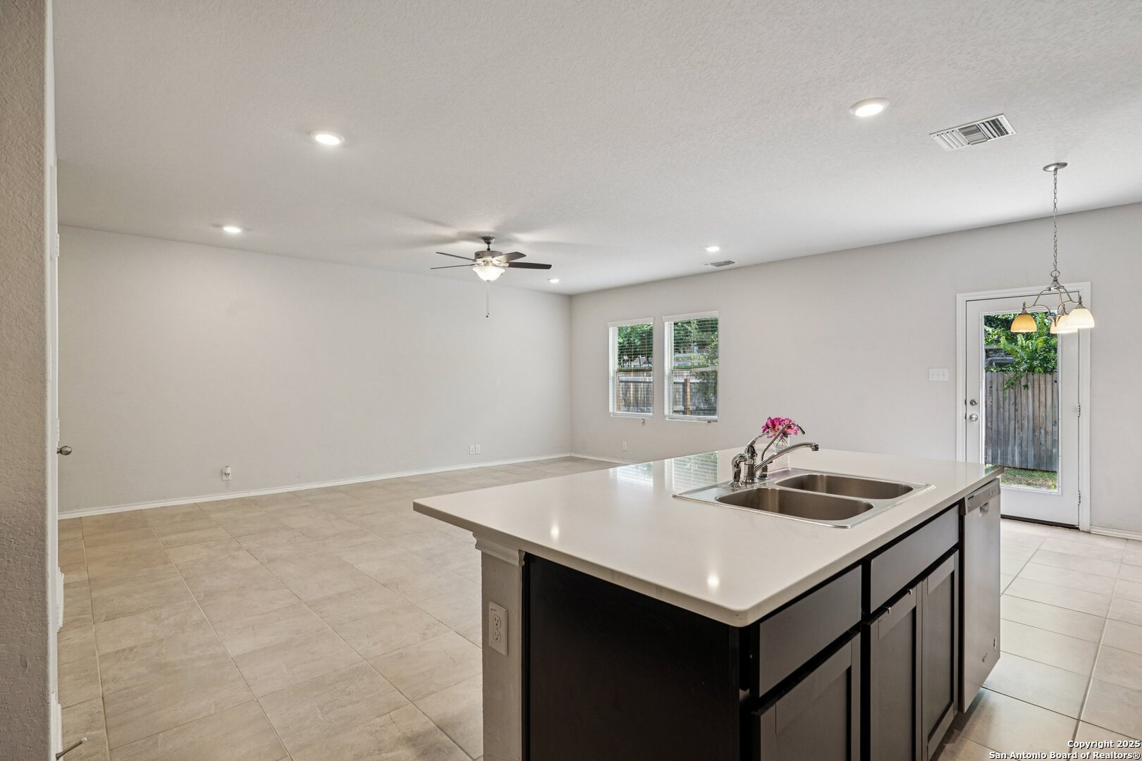 6806 Prue Road, Unit 27 San Antonio, TX 78240 - Photo 11 of 44