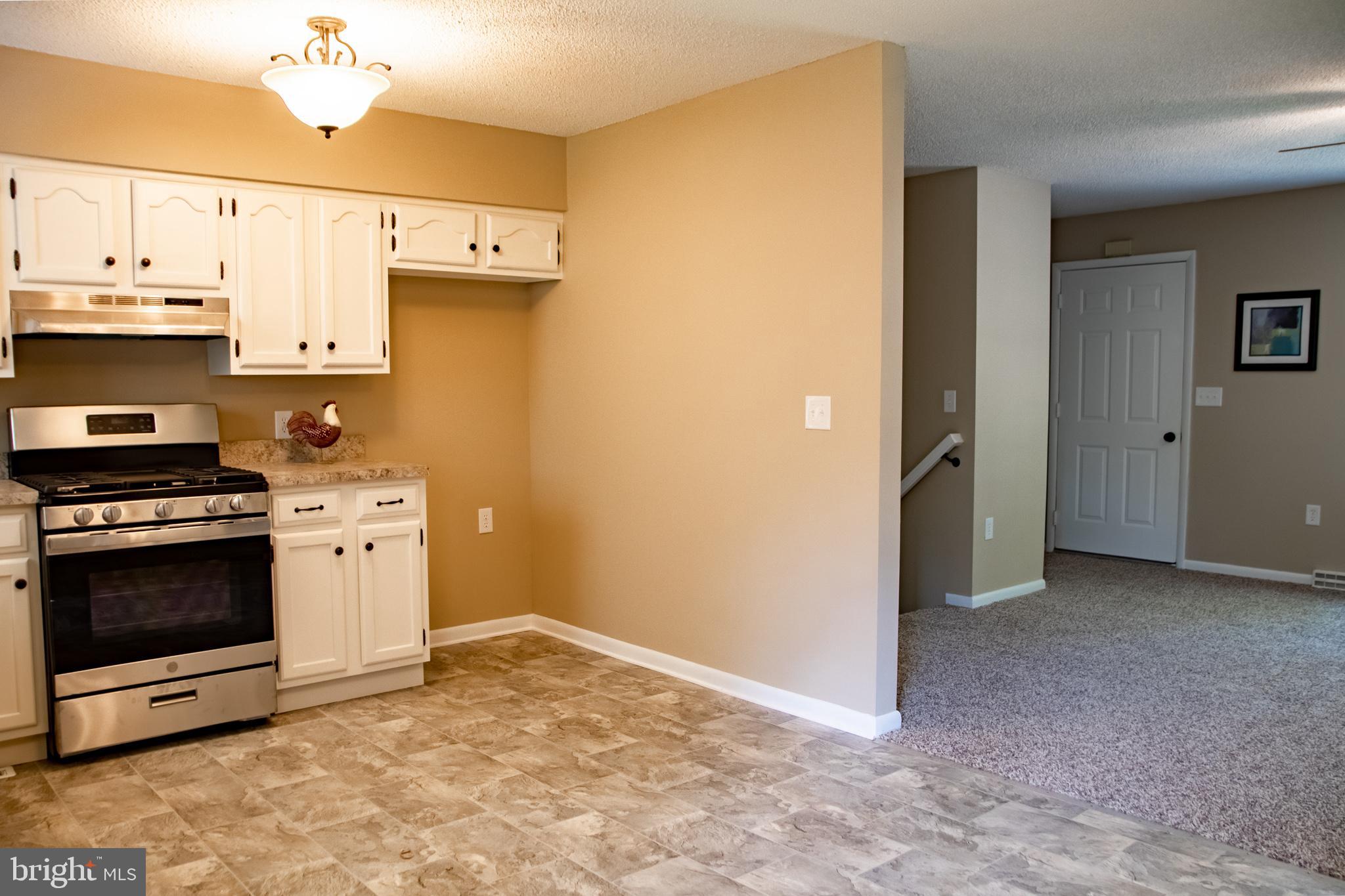 3659 Harrowgate Road York, PA 17402 - Photo 11 of 57 Gallery Image 11