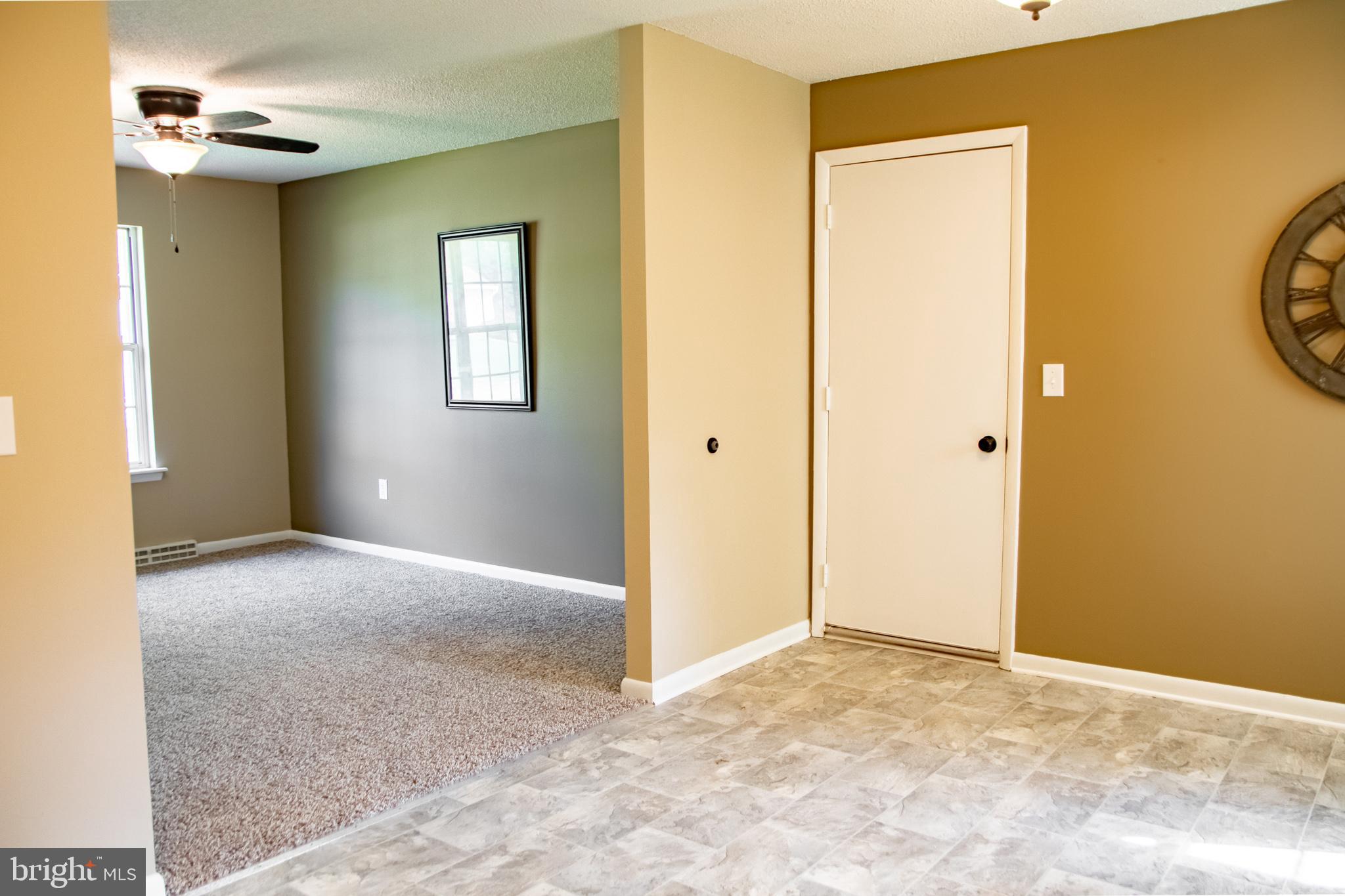 3659 Harrowgate Road York, PA 17402 - Photo 13 of 57 Gallery Image 13