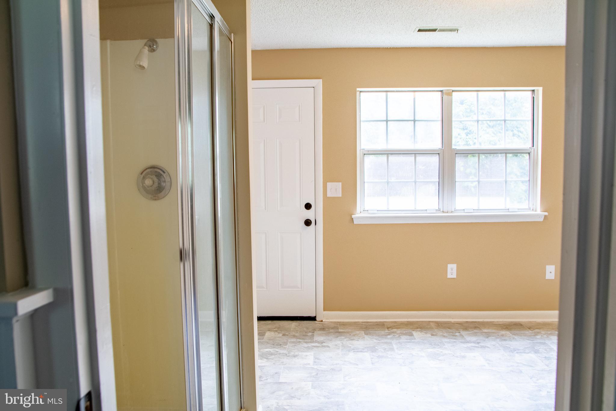 3659 Harrowgate Road York, PA 17402 - Photo 20 of 57 Gallery Image 20