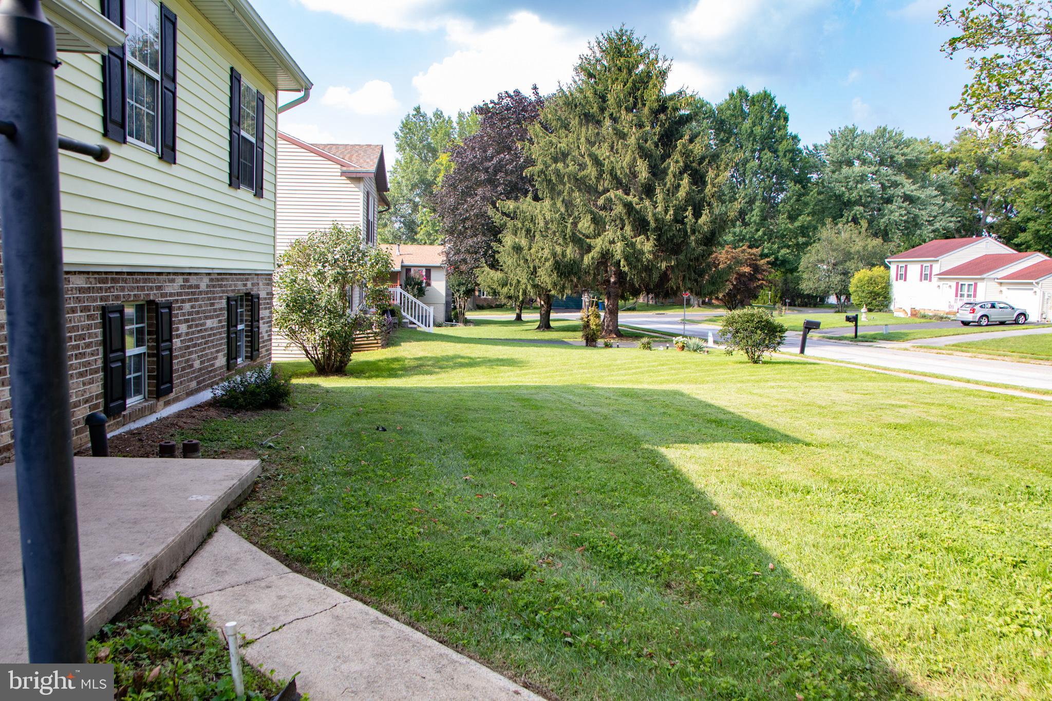3659 Harrowgate Road York, PA 17402 - Photo 4 of 57 Gallery Image 4