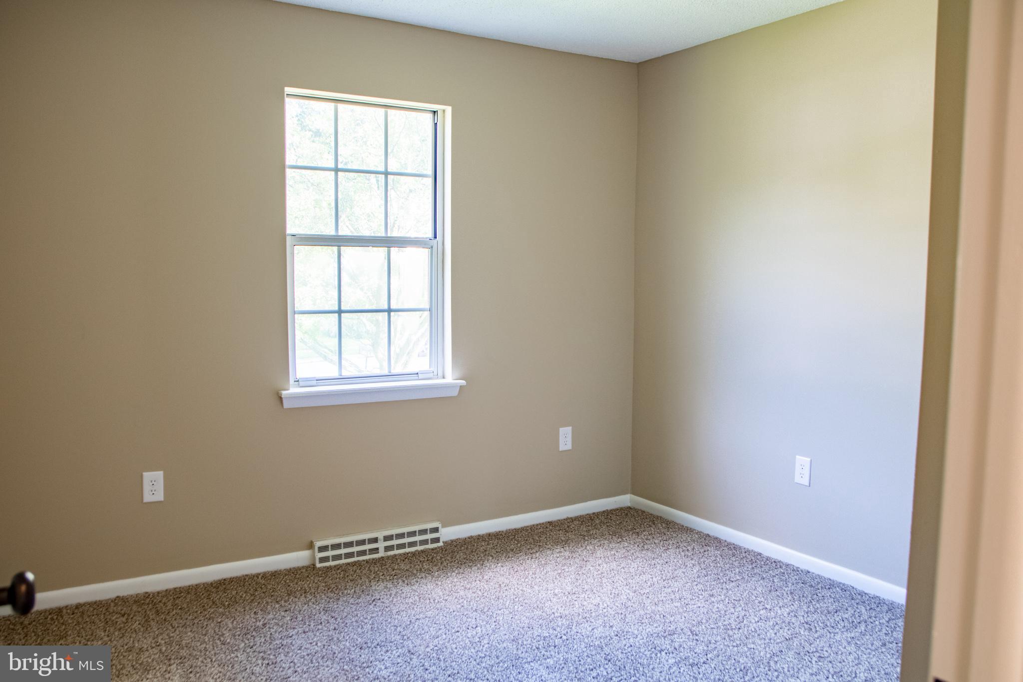 3659 Harrowgate Road York, PA 17402 - Photo 37 of 57 Gallery Image 37