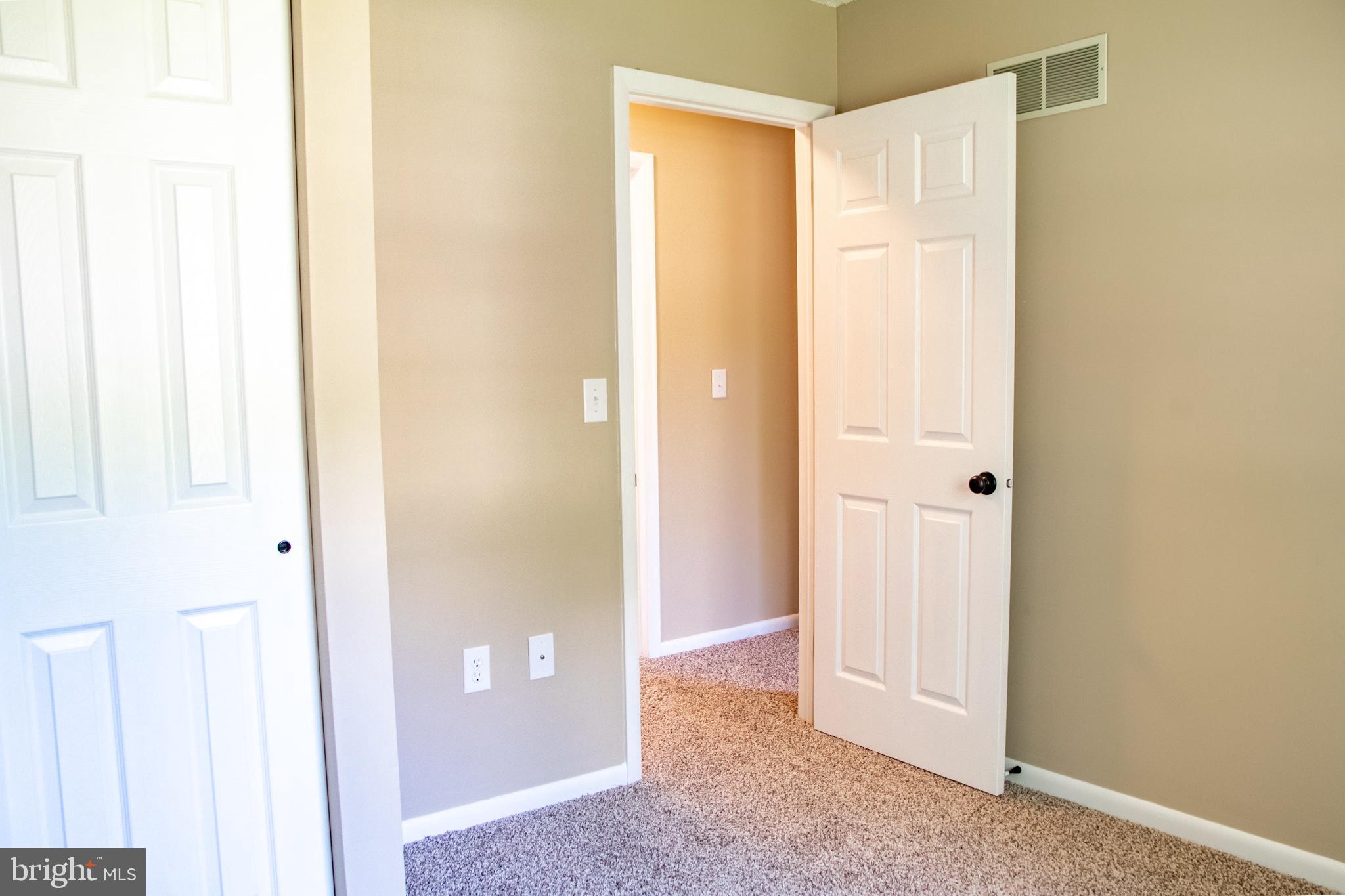 3659 Harrowgate Road York, PA 17402 - Photo 39 of 57 Gallery Image 39