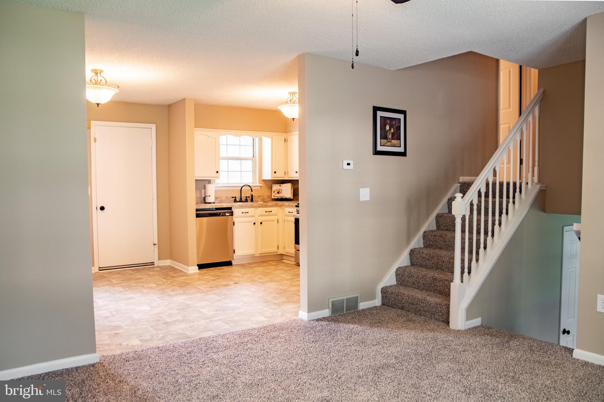 3659 Harrowgate Road York, PA 17402 - Photo 6 of 57 Gallery Image 6