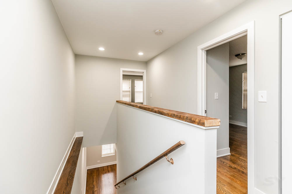 2109 West 18th Place Chicago, IL 60608 - Photo 21 of 63