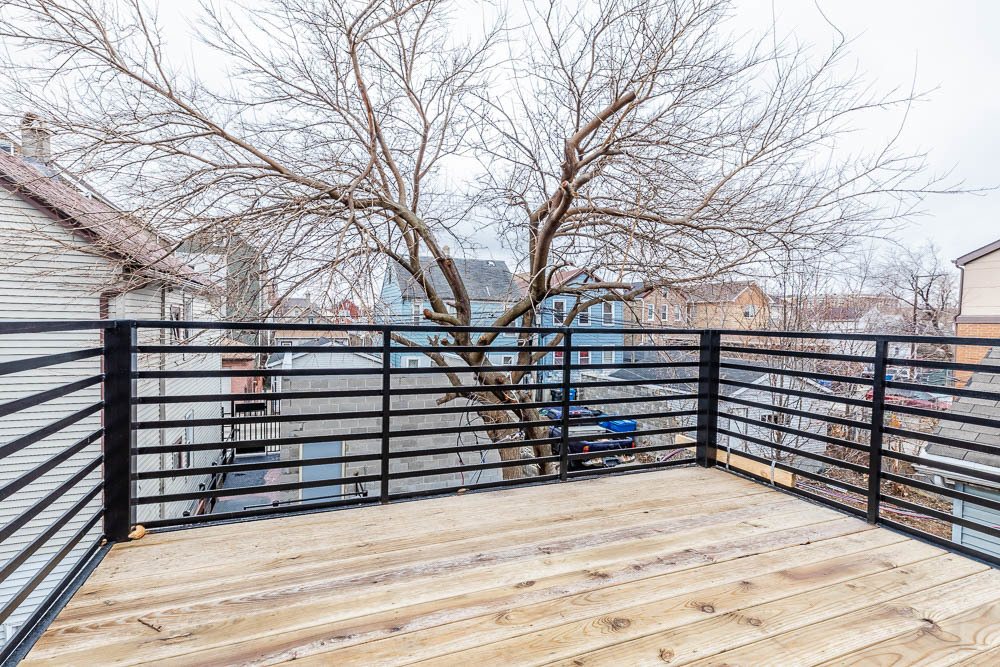 2109 West 18th Place Chicago, IL 60608 - Photo 36 of 63