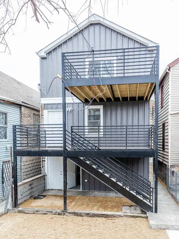 $799,000 | 2109 West 18th Place, Chicago, IL 60608