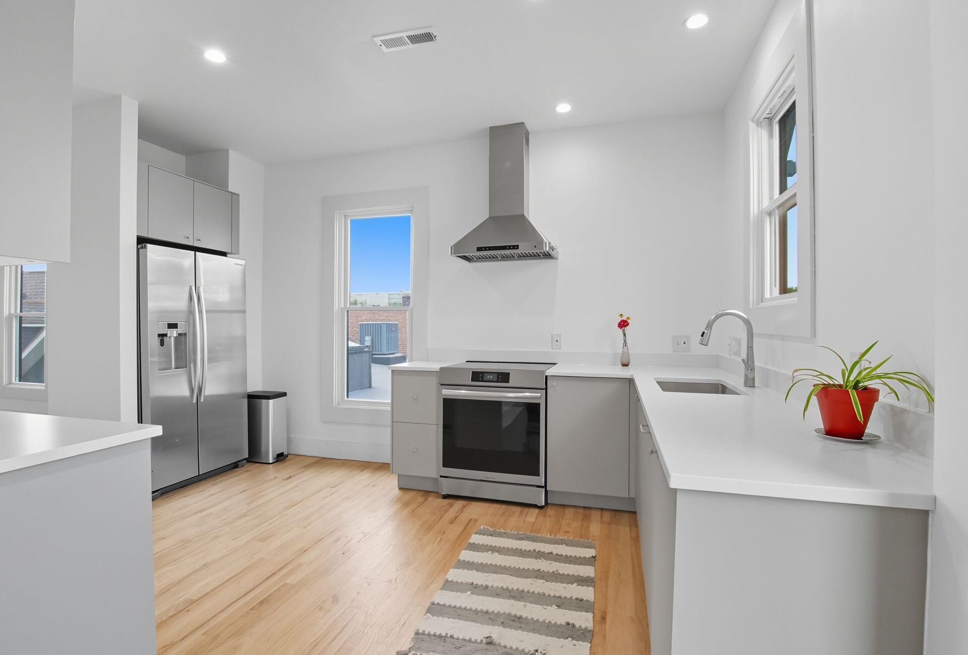 1682 Bagley Street, Unit A Detroit, MI 48216 - Photo 11 of 29 7