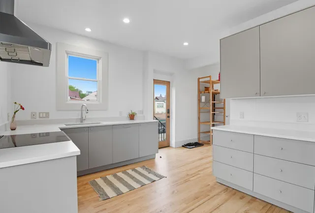 $2,200 | 1682 Bagley Street, Unit A, Detroit, MI 48216