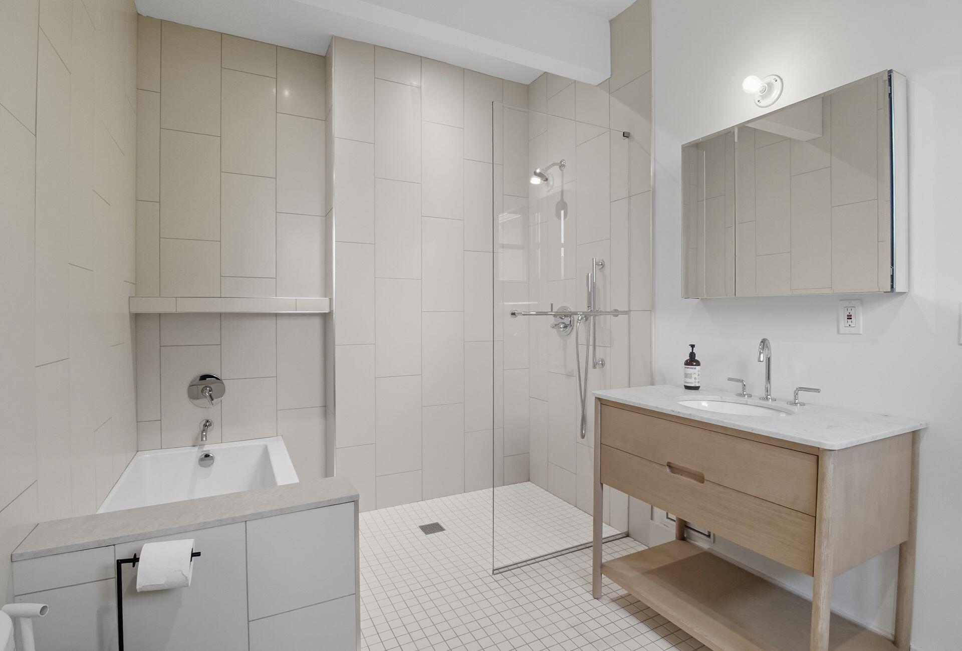 1682 Bagley Street, Unit A Detroit, MI 48216 - Photo 20 of 29 18