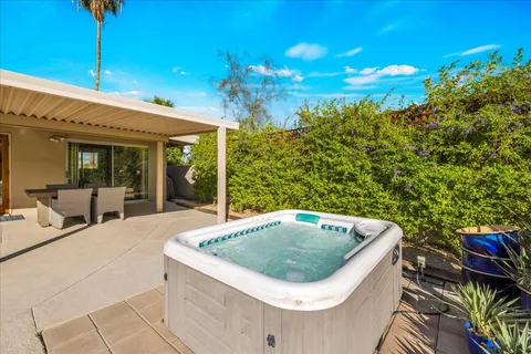 $999,000 | 73501 Little Bend Trail, Palm Desert, CA 92260