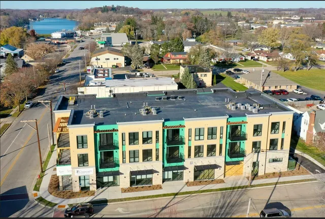 $299,900 | 500 East Main Street, Unit 301, Waterford, WI 53185