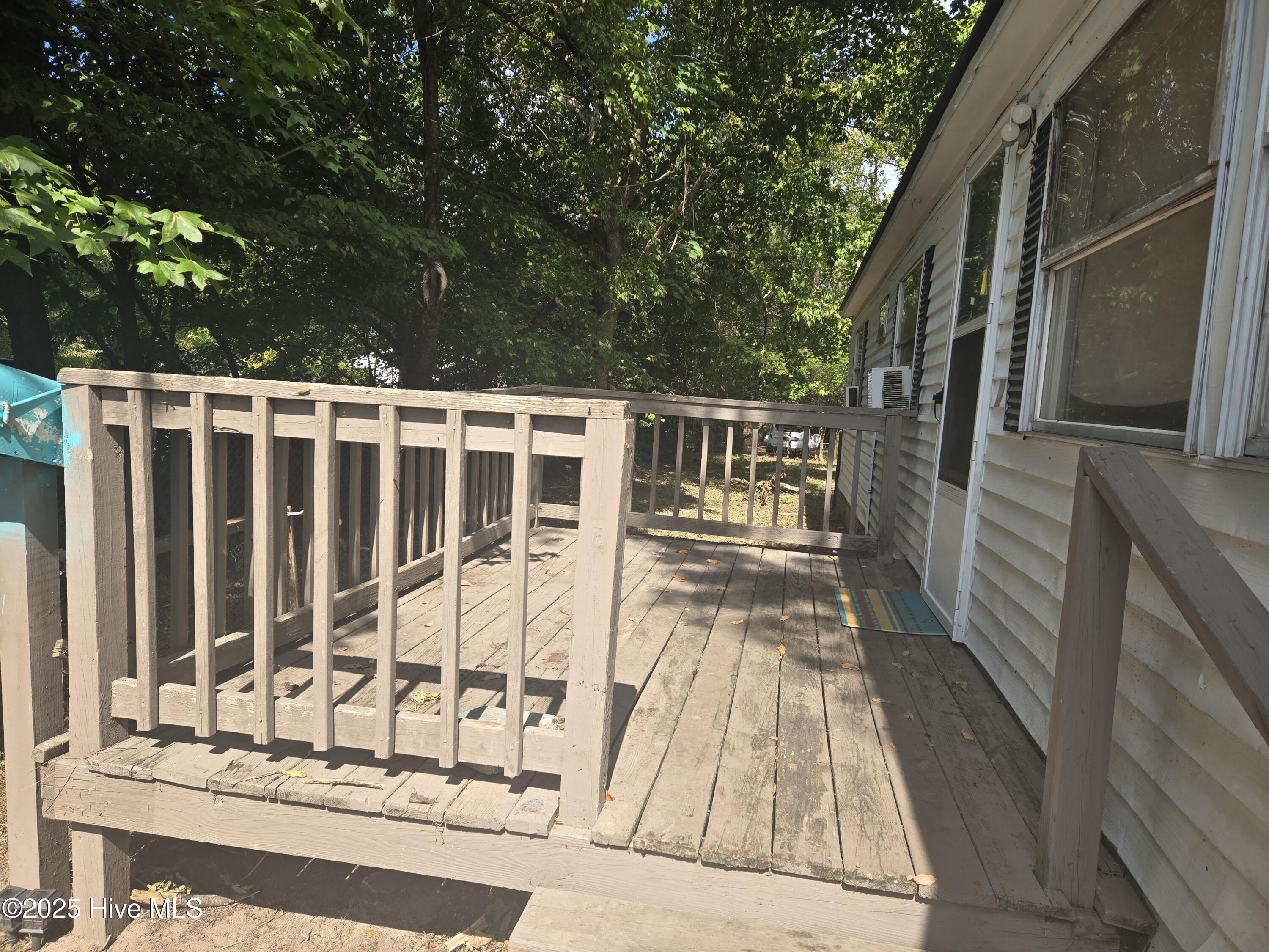 401 Jamesville Road Williamston, NC 27892 - Photo 8 of 9 Deck