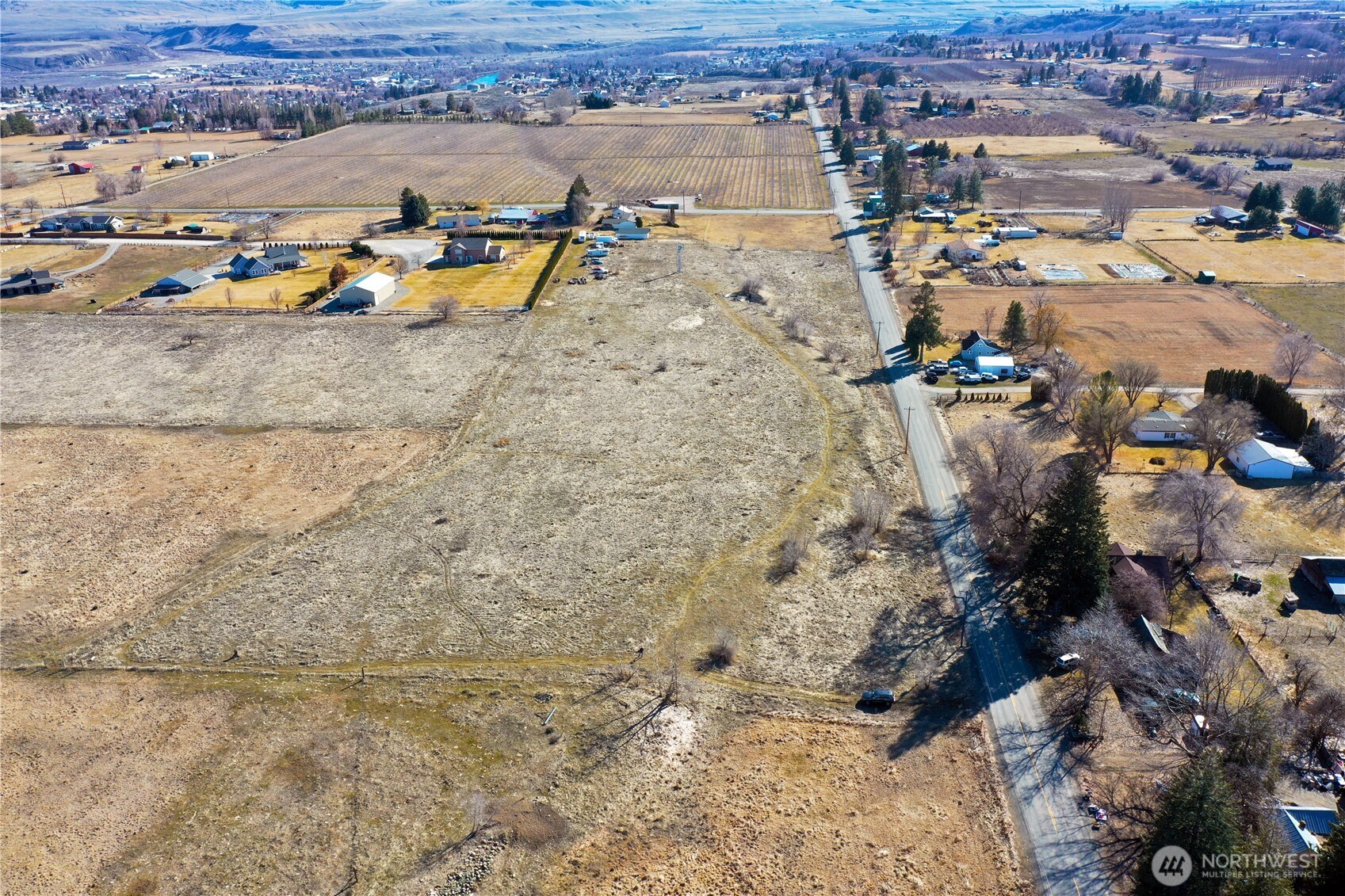 2-lot 2-lot Road Omak, WA 98841 - Photo 2 of 10