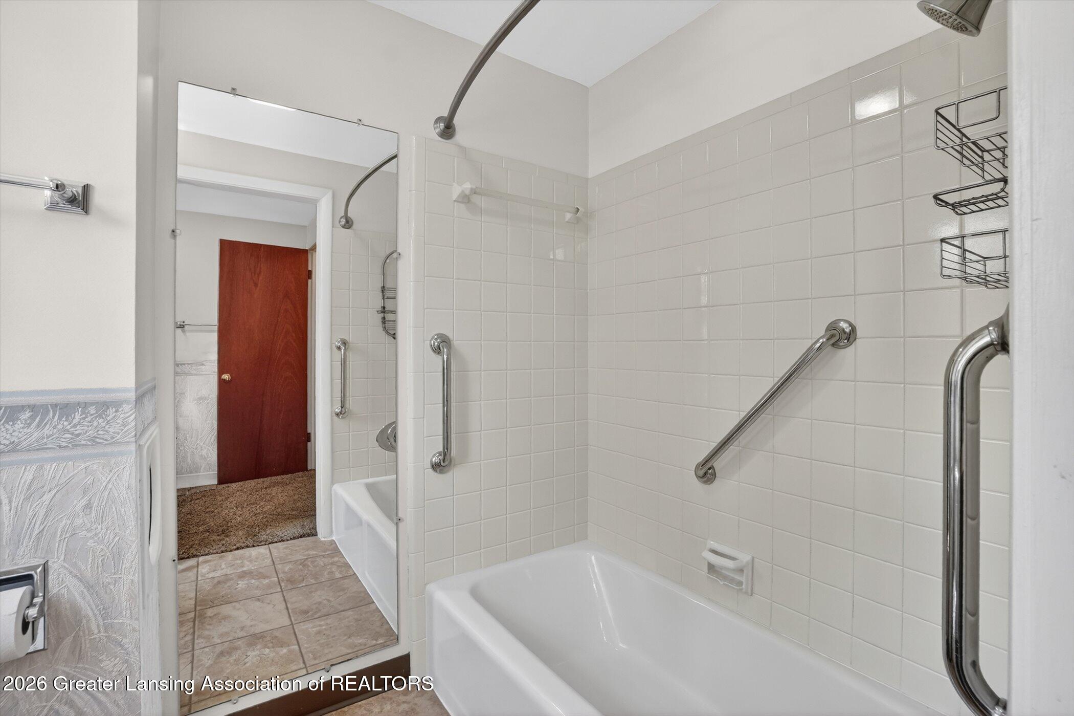 4509 Arden Road Lansing, MI 48917 - Photo 25 of 44 23-4509-Arden-Rd-WindowStill-Photography