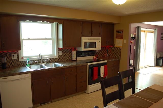 4023 Becker Road Woodburn, IN 46797 - Photo 3 of 13